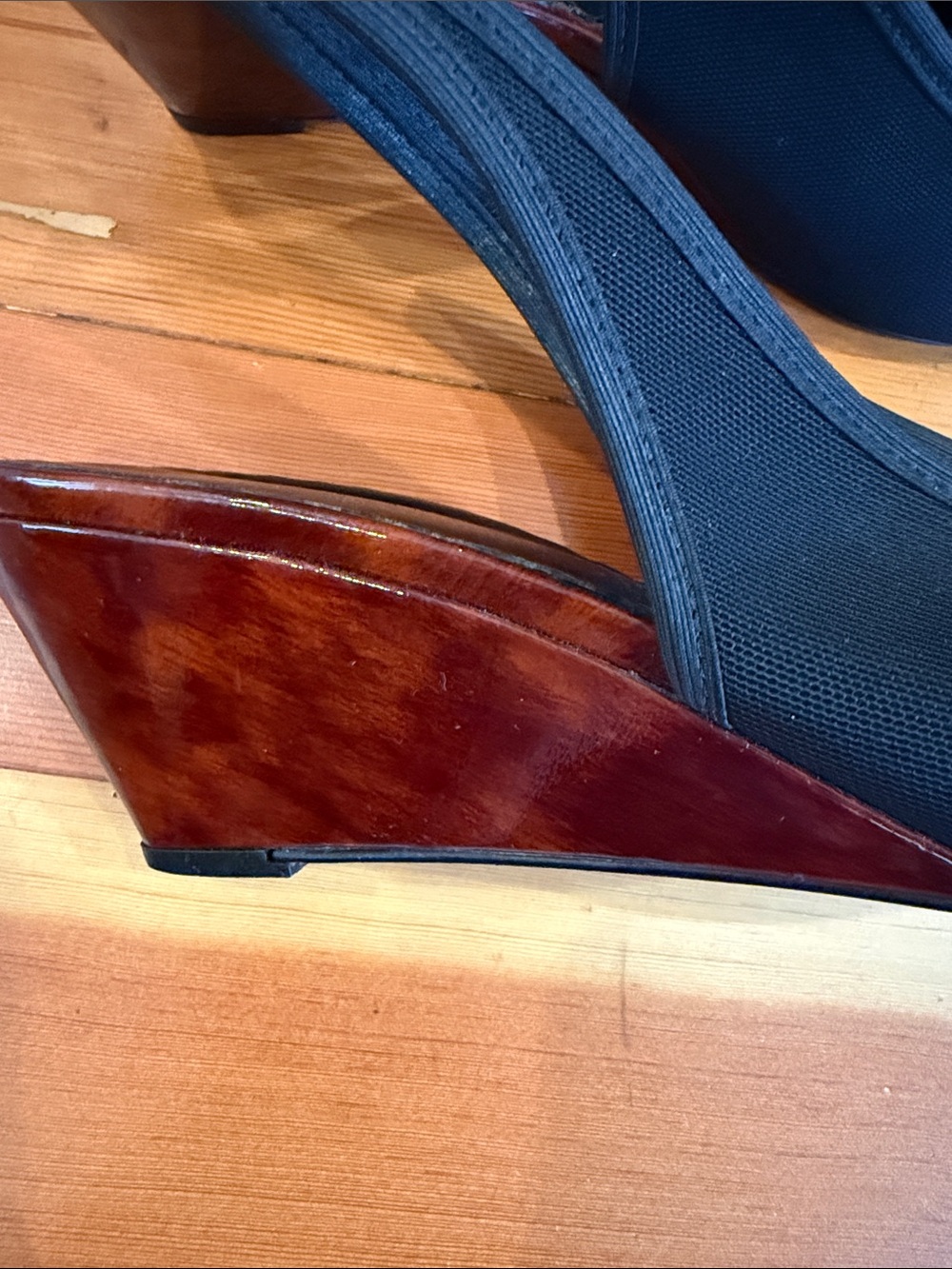 Donald J Pliner couture black peep-toe slingback wedges - Picture 3 of 6